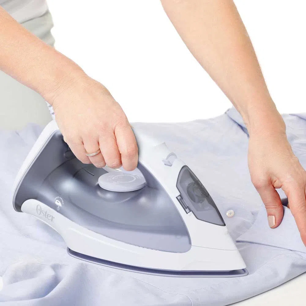 Oster Plancha De Vapor GCSTBS3802