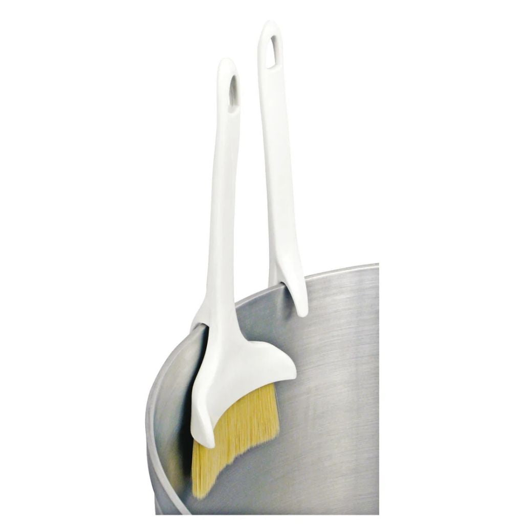 Winco Brocha para Cocina Plástica de 3"