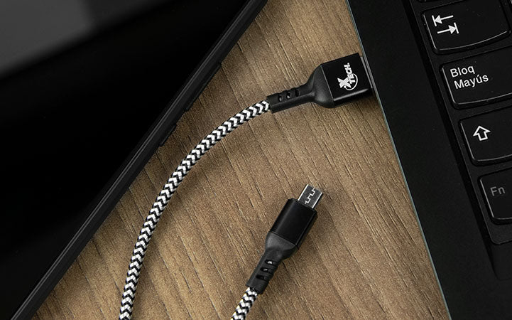 Xtech Cable USB 4 pin USB-A